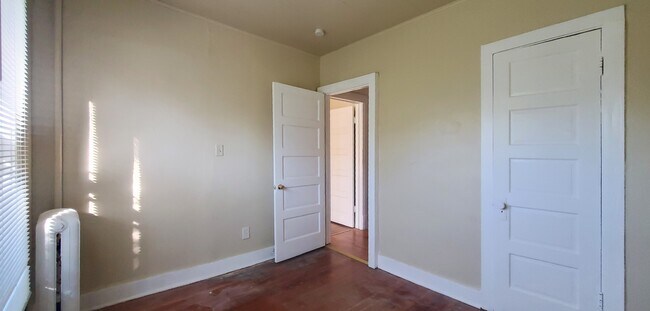 Building Photo - 706 Mcdonough St
