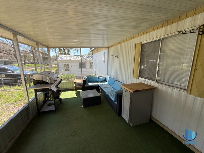 Foto del edificio - Updated Rental in Zephyrhills