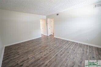 Building Photo - 96 Ivey St