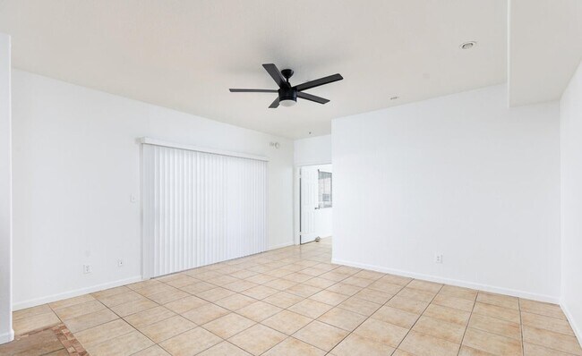 Foto del edificio - 11333 N 92nd St