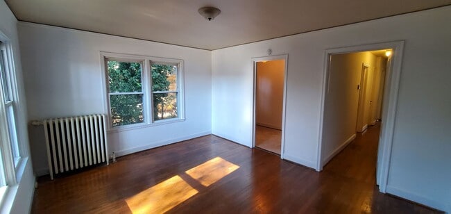 Foto del edificio - 2512 Spring Garden St