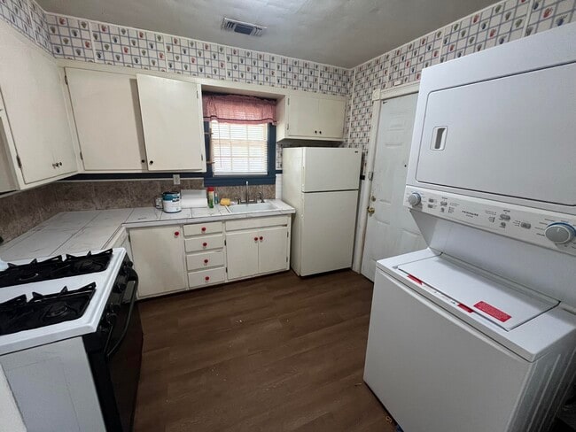 Building Photo - 2602 28th St