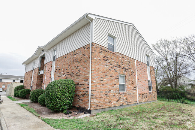 Building Photo - Bay Creek