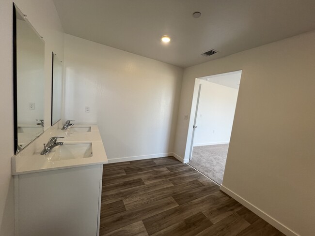 Foto del edificio - 8720 Hamblen Ct