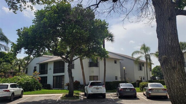 Building Photo - 4760 NW 22nd St