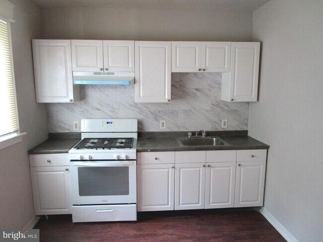 Foto del edificio - 1300 Wagner Ave