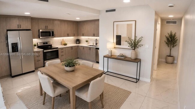 Building Photo - 25813 SW 144th Ave