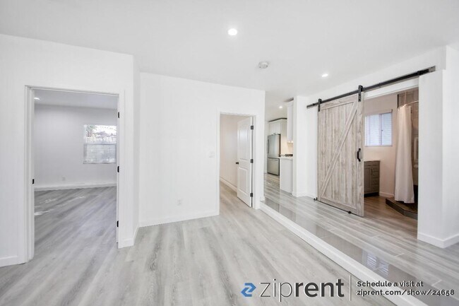 Building Photo - 2248 Duvall St