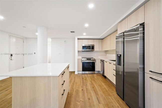 Foto del edificio - 1500 Bay Rd