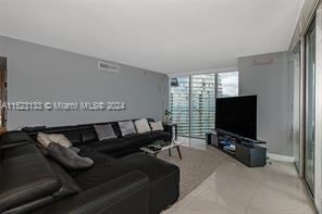 Foto del edificio - 3 br, 2.5 bath Condo - Icon Brickell