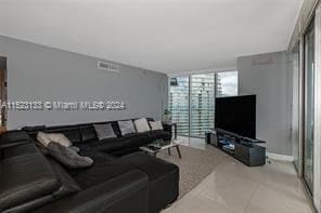 Building Photo - 3 br, 2.5 bath Condo - Icon Brickell