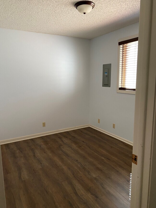 Habitación 1 - 1825 Knox St