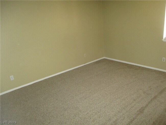 Foto del edificio - 2213 N Jones Blvd
