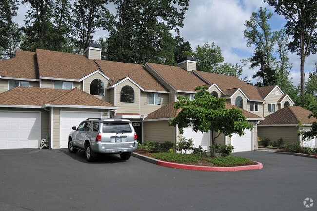 Uplands Park at Lake Oswego