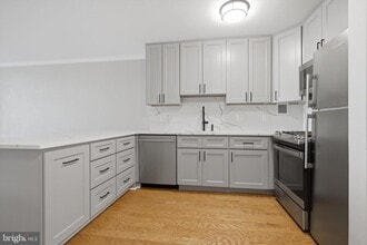 Building Photo - 1301 20th St NW