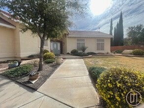 Building Photo - 125 S Sky View Ct