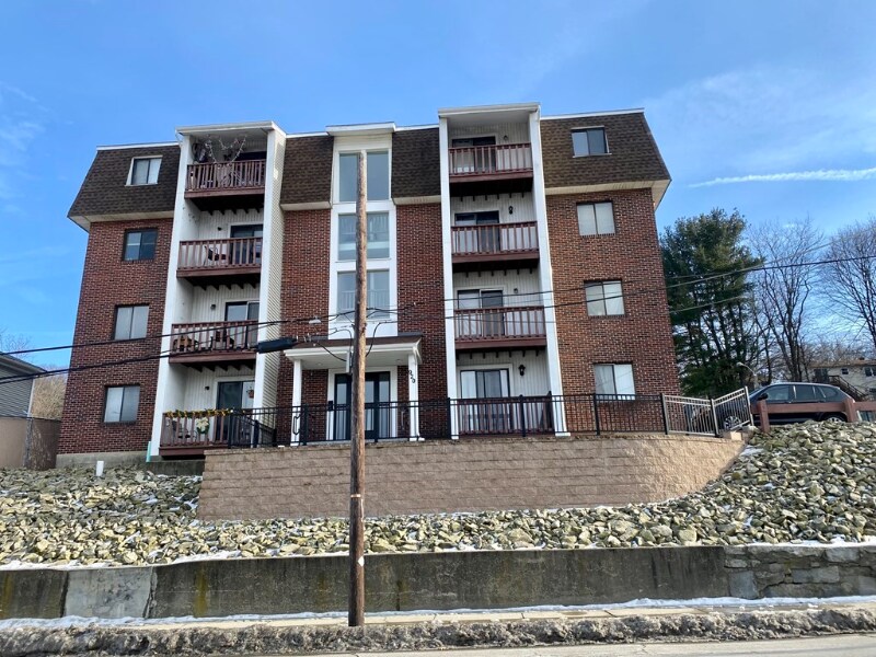 920 Southbridge St, Worcester, MA 01610 Condo for Rent in Worcester