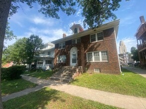 Building Photo - 1424 F St