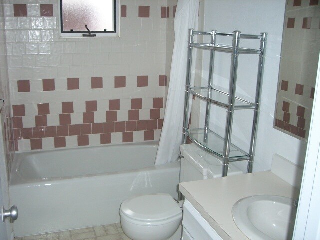 Foto del edificio - 388 Original Rd