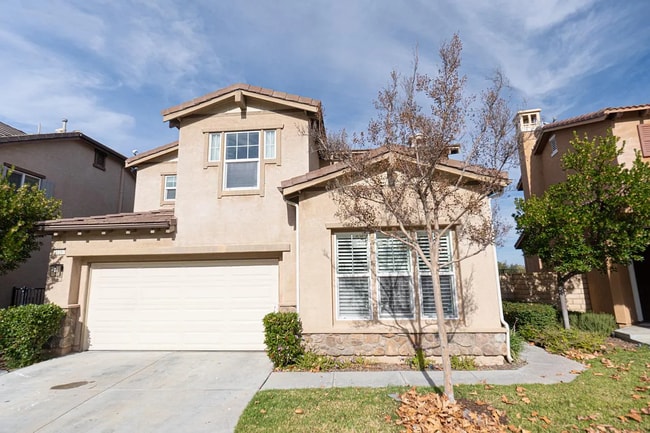 Foto del edificio - 25357 Avanti Ct