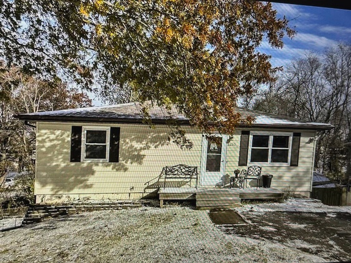 Primary Photo - 4 bedroom 2 bathroom Remodeled Home in DeSoto