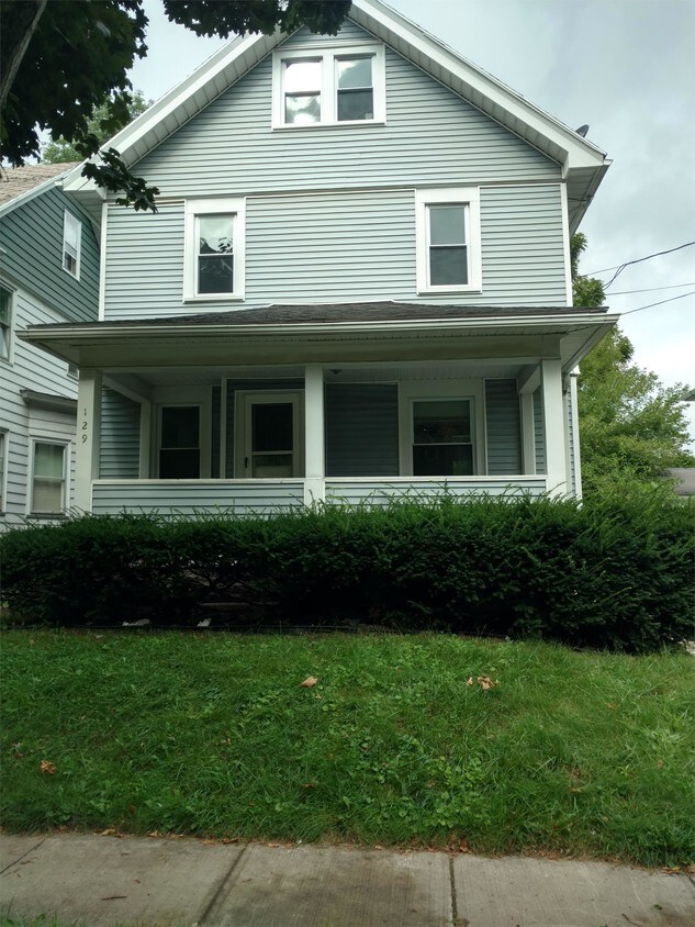 Primary Photo - 129 Cummings St