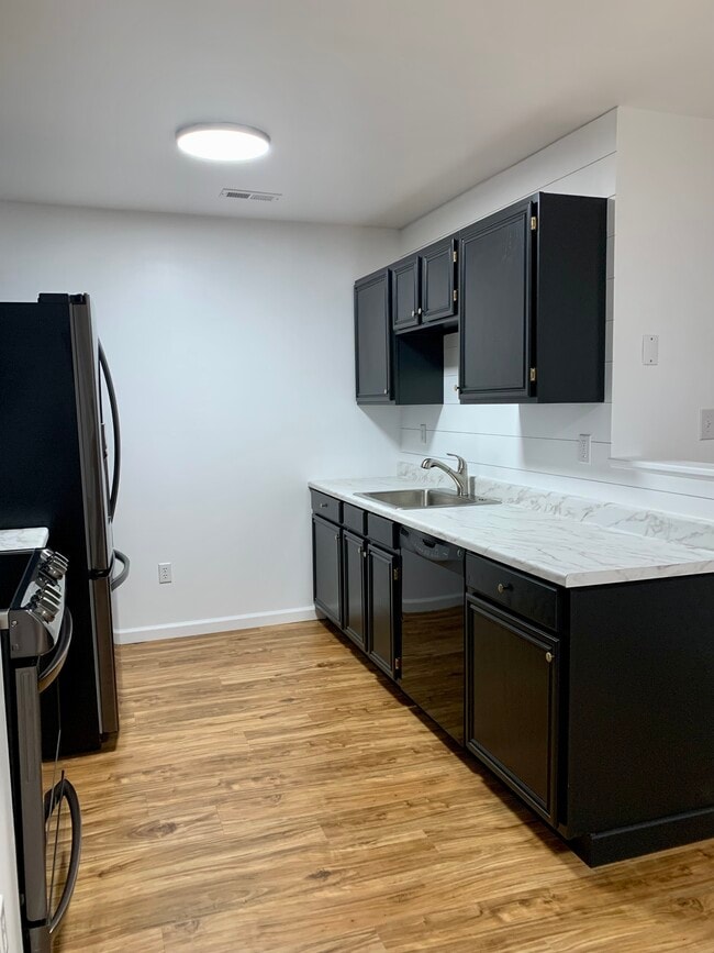 Cocina - 1 Robindale Dr