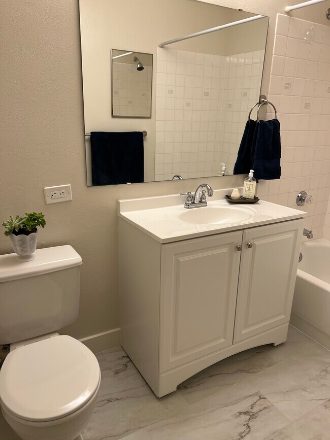 Foto del edificio - 14007 NE 181st St