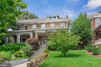 Building Photo - 3839 Garfield St NW