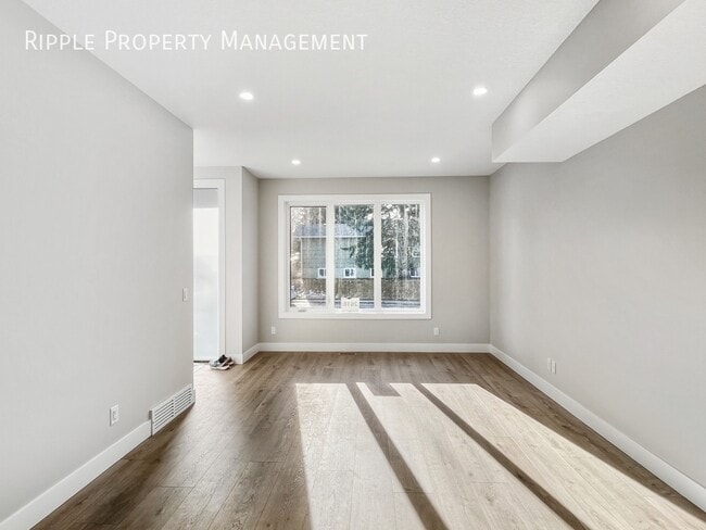 Building Photo - Brand-New Home in Killarney-Glengarry | 3 Months Free Internet | Pets Friendly