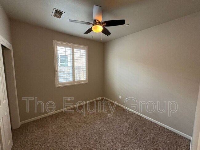 Foto del edificio - 3630 Griffith Ave