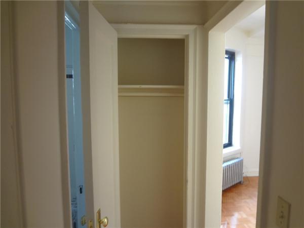 Primary Photo - 662 W 178th St