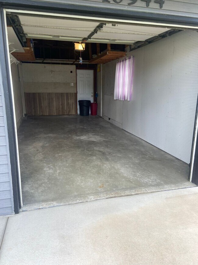 Foto del edificio - For Rent: Charming 3 Bedroom, 2 Bath Single-Family Home in St. Louis Monthly Rent: $1,950 (2 year...