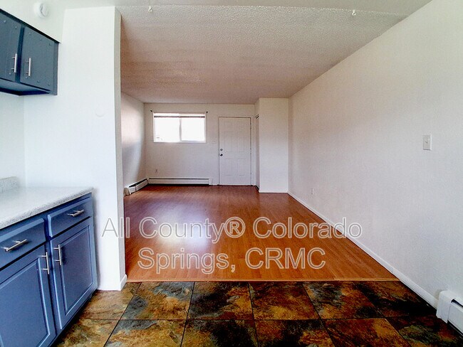 Foto del edificio - 1073 Westmoreland Rd