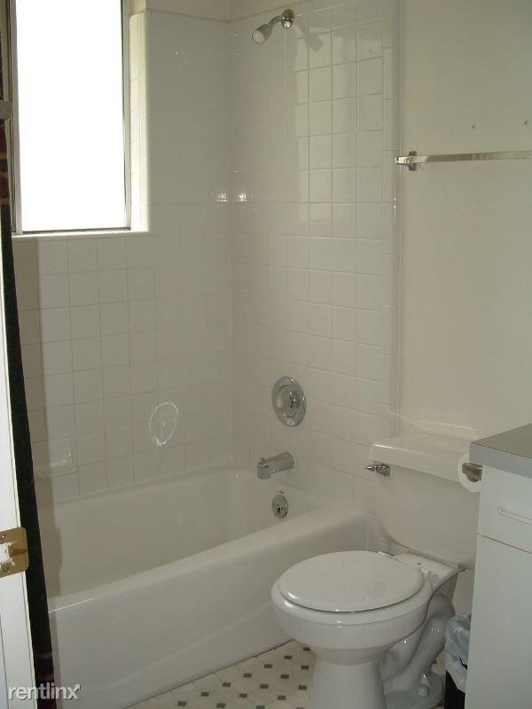 Foto del edificio - 7200 Highland Dr