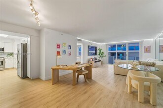 Building Photo - 9195 Collins Ave