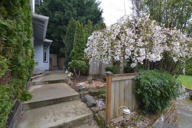 Photo - Shoreline Home Nestled in Trees