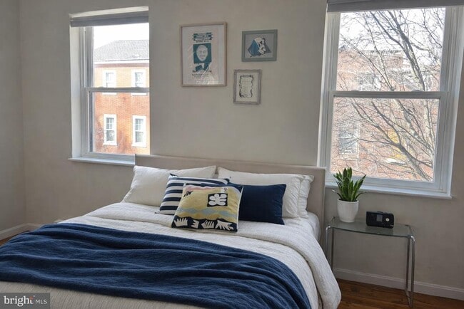 Foto del edificio - 407 S 10th St