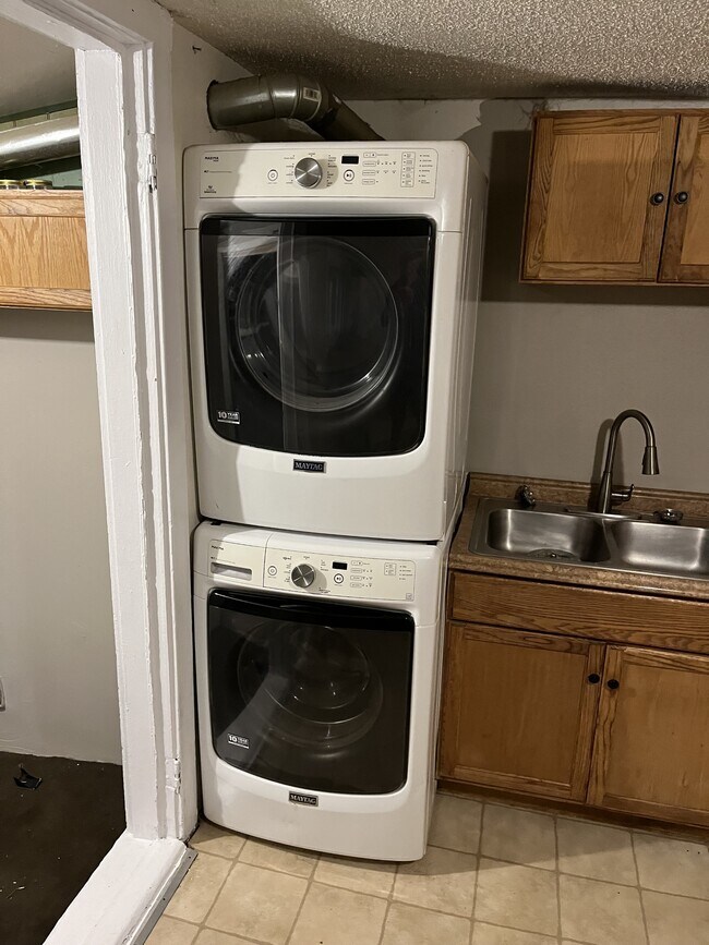 Foto del edificio - 601 N 1st Ave