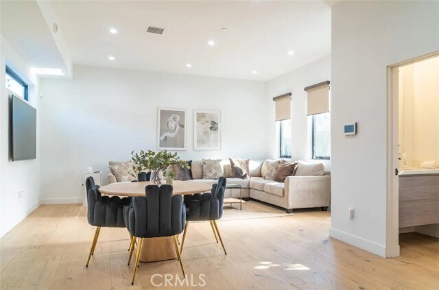 Foto del edificio - 12134 Clarkson Rd