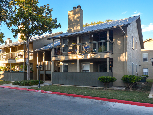 Patios and Balconies - Lakeside