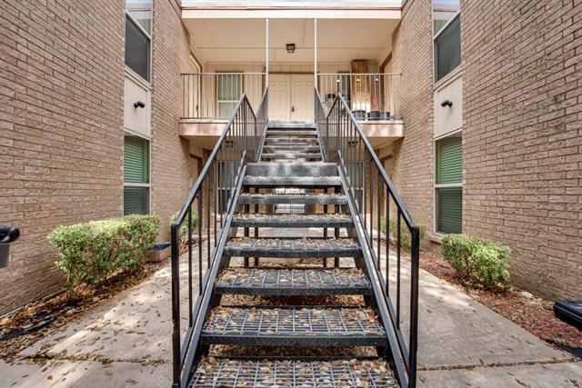 Building Photo - 3824 Cibolo Dr