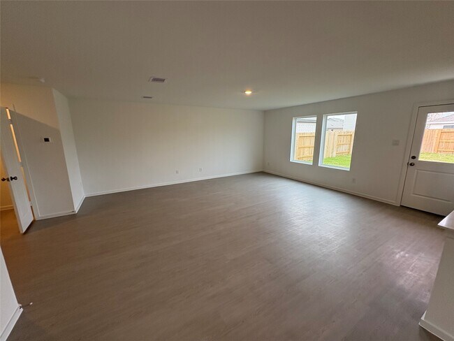 Building Photo - 9006 Cape Birdland Dr