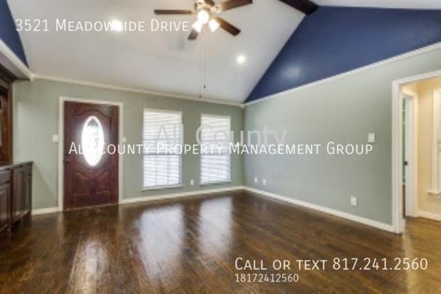 Foto del edificio - 3521 Meadowside Dr