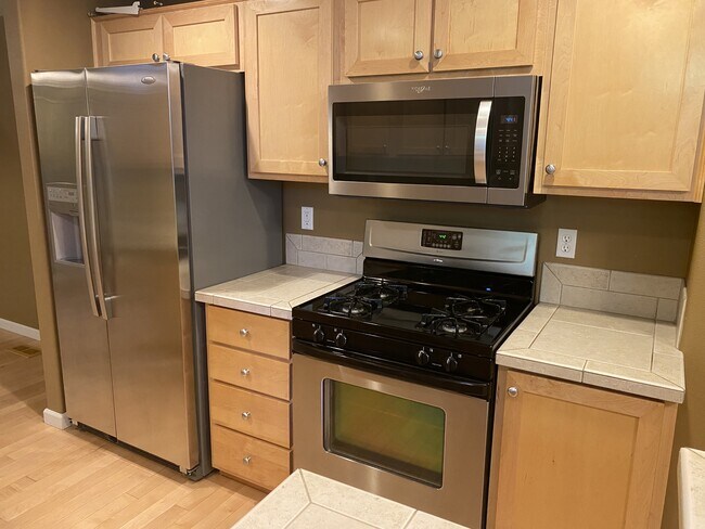 Foto del edificio - 10789 SW Canterbury Ln
