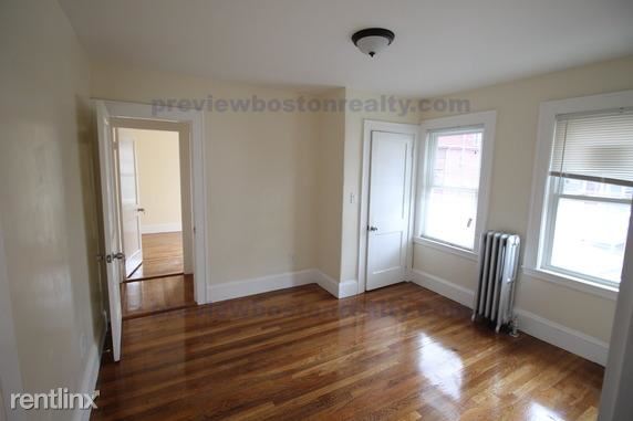 Building Photo - 6 Cenacle Rd