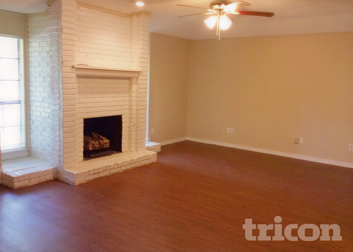 Foto del edificio - 810 Braswell Dr