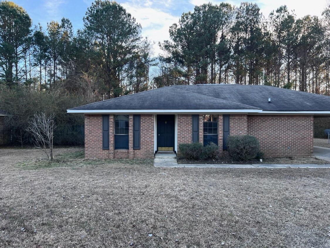 Primary Photo - Renovated 3 Bedroom 2 Bath Home for Rent!