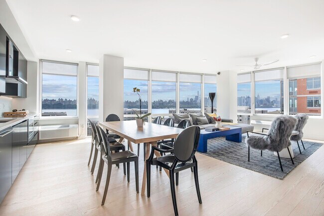 Foto del edificio - 7605 River Rd