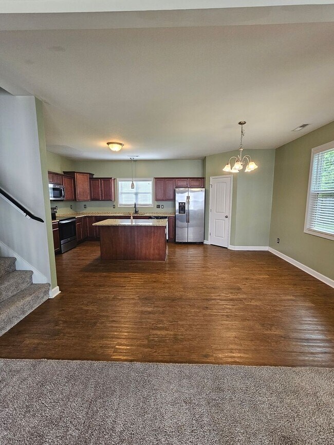 Building Photo - 833 Tuscarora Trl
